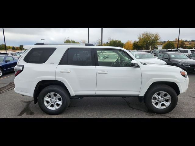 2024 Toyota 4Runner SR5