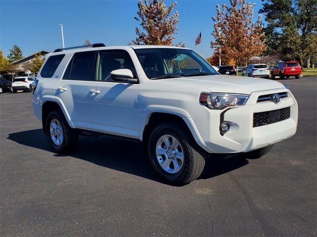 2024 Toyota 4Runner SR5