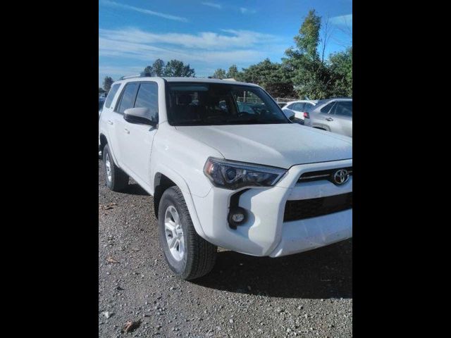 2024 Toyota 4Runner SR5