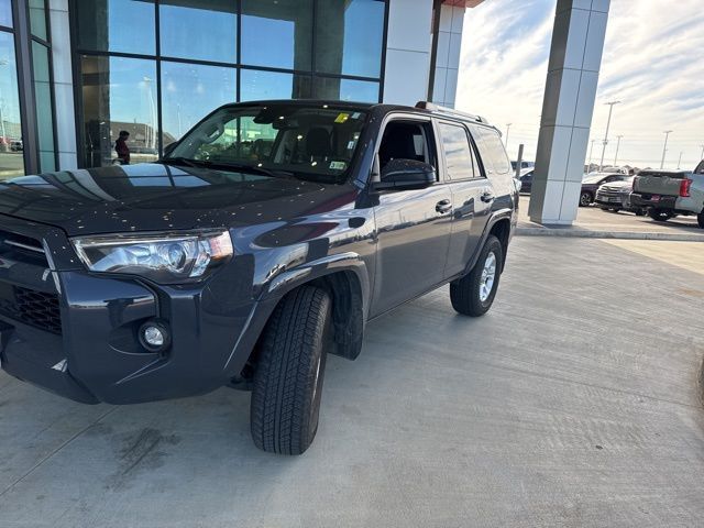 2024 Toyota 4Runner SR5