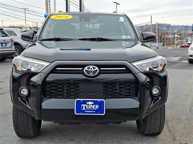 2024 Toyota 4Runner SR5