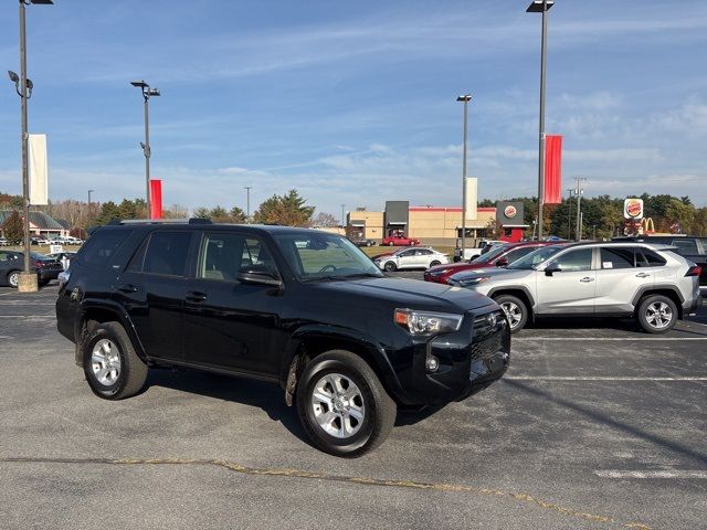 2024 Toyota 4Runner SR5