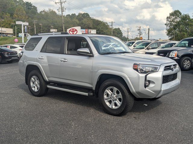 2024 Toyota 4Runner SR5