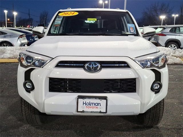 2024 Toyota 4Runner SR5