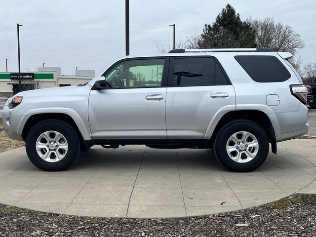 2024 Toyota 4Runner SR5