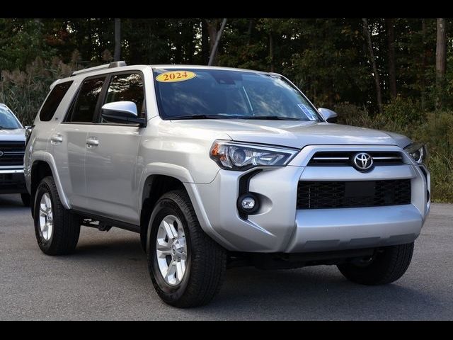 2024 Toyota 4Runner SR5