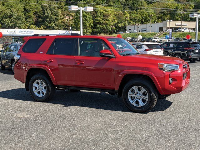 2024 Toyota 4Runner SR5