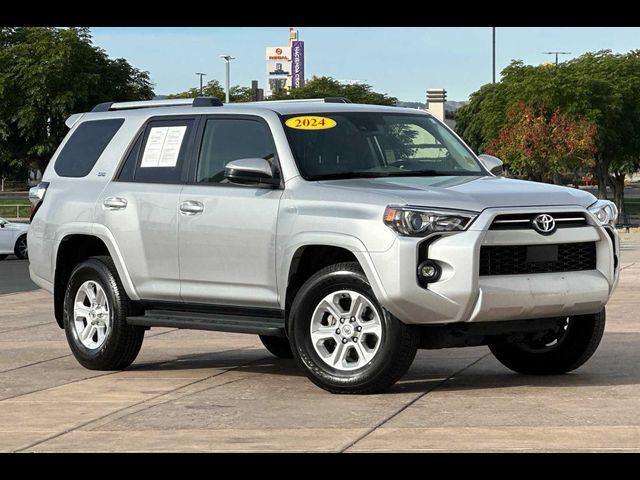 2024 Toyota 4Runner SR5