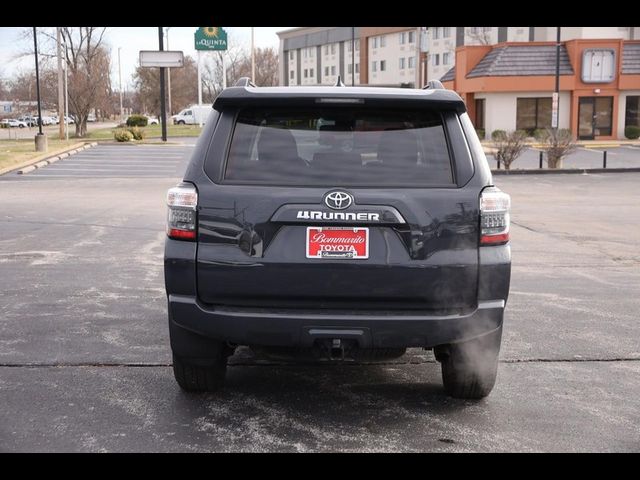 2024 Toyota 4Runner SR5