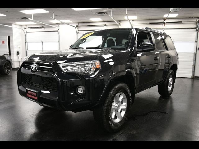 2024 Toyota 4Runner SR5