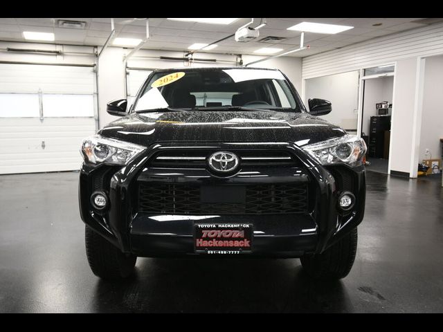 2024 Toyota 4Runner SR5