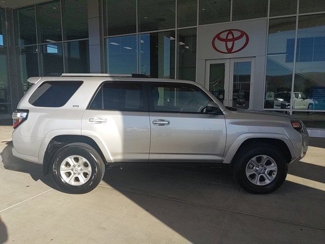 2024 Toyota 4Runner SR5