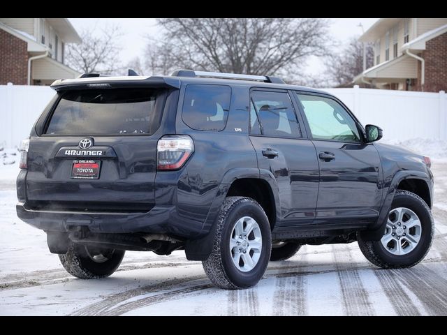 2024 Toyota 4Runner SR5