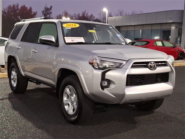 2024 Toyota 4Runner SR5