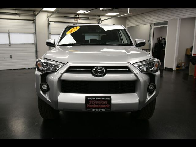 2024 Toyota 4Runner SR5