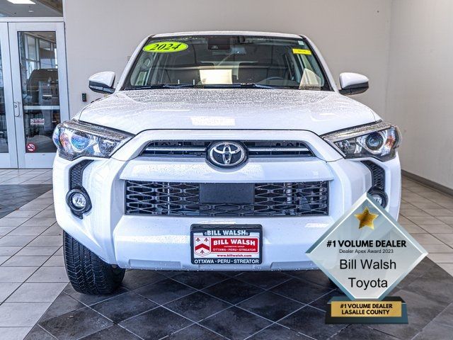 2024 Toyota 4Runner SR5