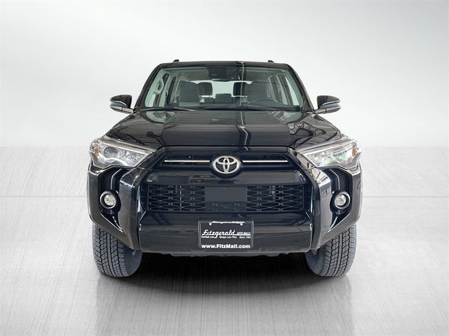 2024 Toyota 4Runner SR5