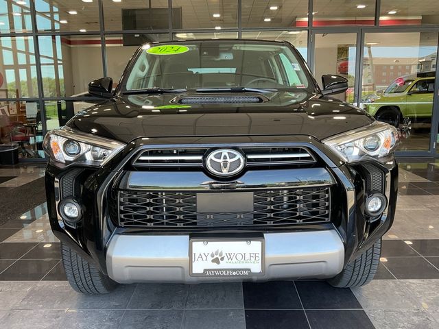 2024 Toyota 4Runner TRD Off Road