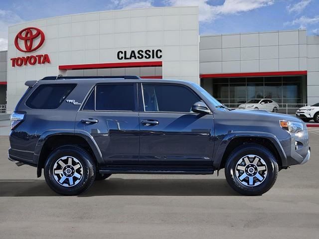 2024 Toyota 4Runner TRD Off Road