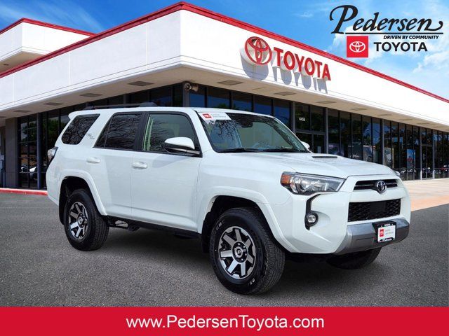 2024 Toyota 4Runner TRD Off Road