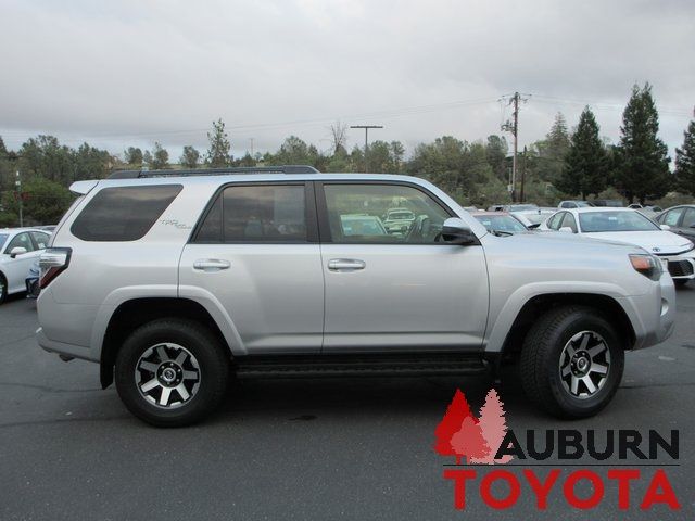2024 Toyota 4Runner TRD Off Road