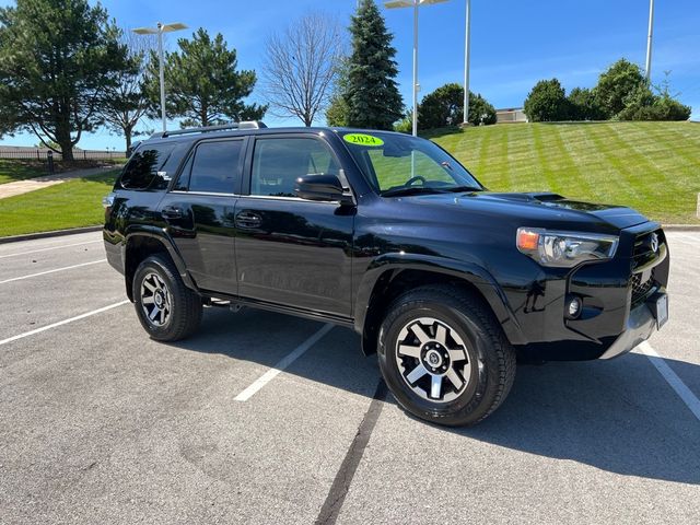 2024 Toyota 4Runner TRD Off Road