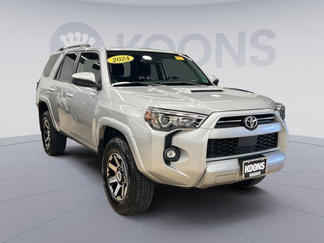 2024 Toyota 4Runner TRD Off Road