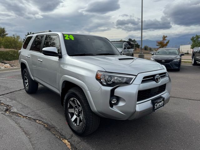 2024 Toyota 4Runner TRD Off Road