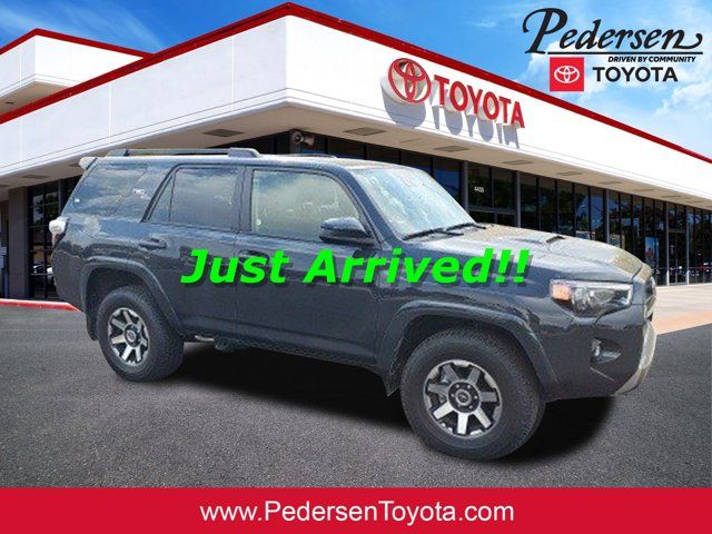 2024 Toyota 4Runner TRD Off Road