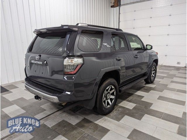 2024 Toyota 4Runner TRD Off Road