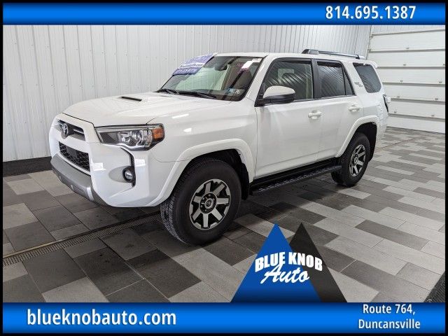 2024 Toyota 4Runner TRD Off Road