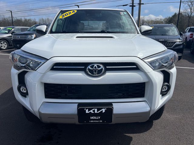 2024 Toyota 4Runner TRD Off Road