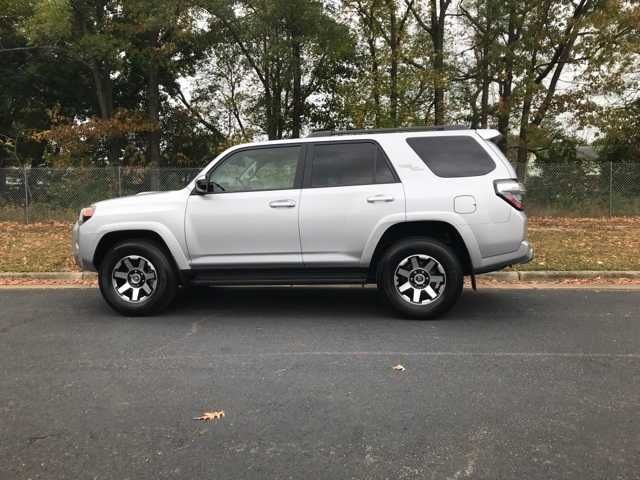 2024 Toyota 4Runner TRD Off Road