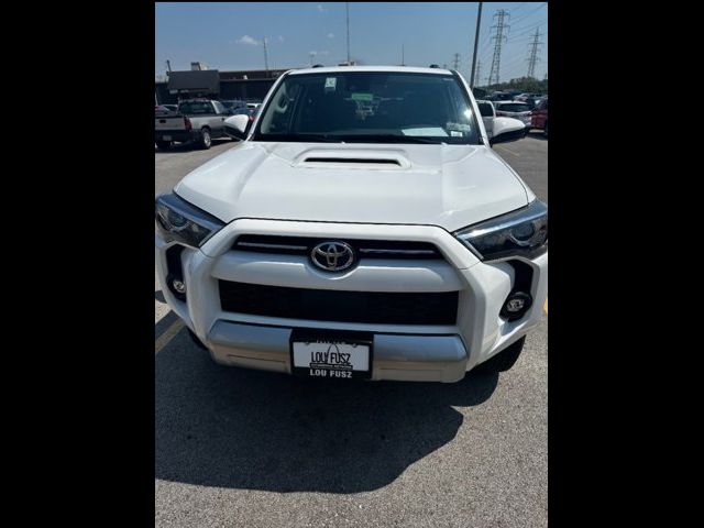 2024 Toyota 4Runner TRD Off Road