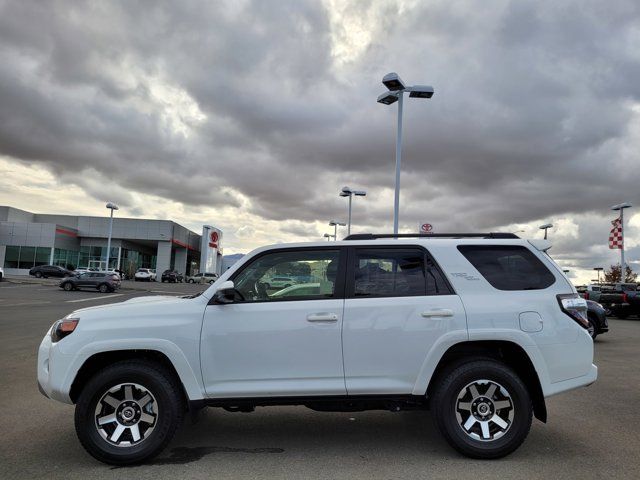 2024 Toyota 4Runner TRD Off Road