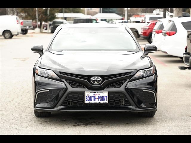 2024 Toyota Camry SE