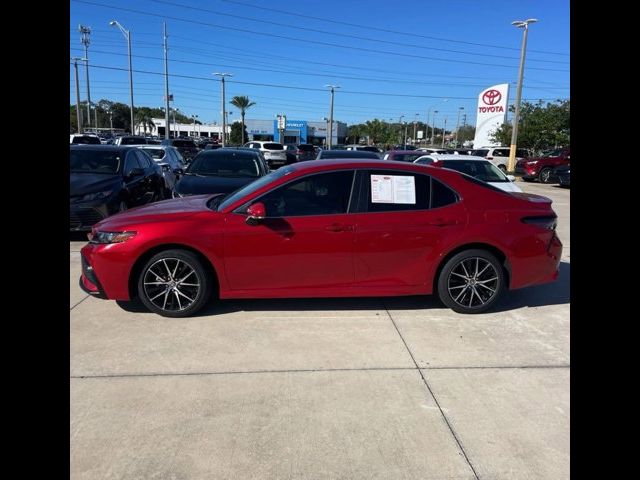 2024 Toyota Camry SE