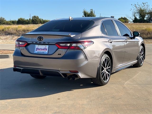 2024 Toyota Camry SE