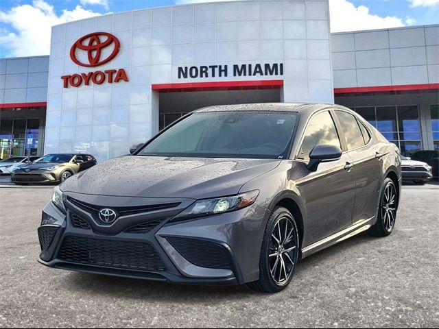 2024 Toyota Camry SE