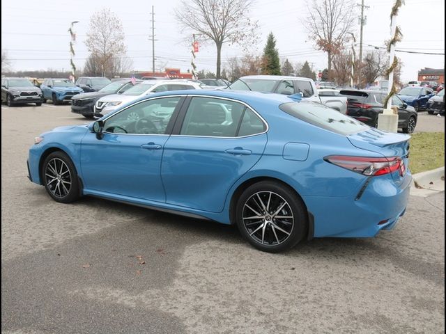 2024 Toyota Camry SE