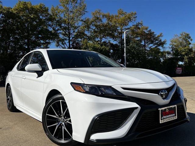 2024 Toyota Camry 