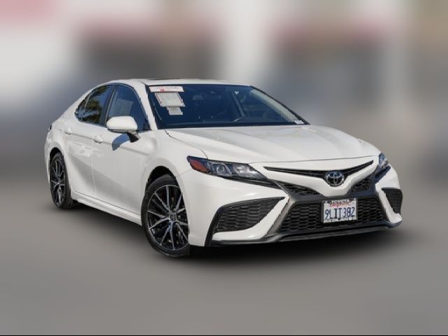 2024 Toyota Camry 