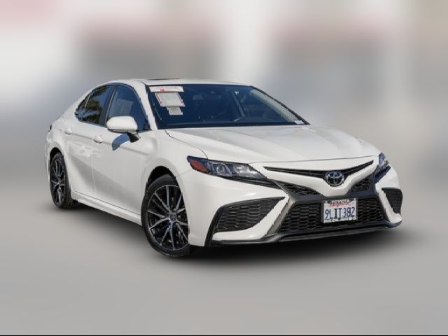 2024 Toyota Camry 