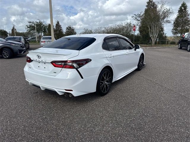 2024 Toyota Camry SE