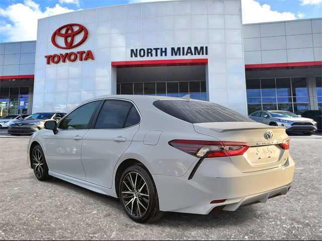 2024 Toyota Camry SE