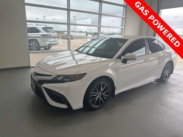 2024 Toyota Camry 