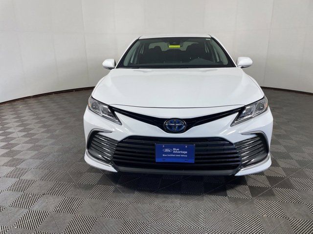 2024 Toyota Camry Hybrid LE