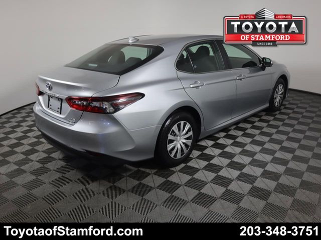 2024 Toyota Camry Hybrid LE