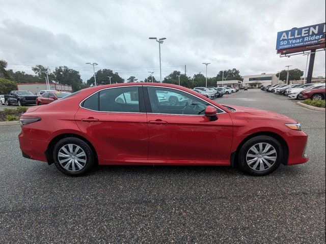 2024 Toyota Camry Hybrid LE