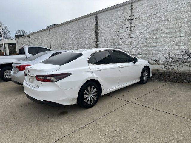 2024 Toyota Camry Hybrid LE